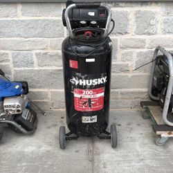 Husky 20 Gallon Compressor 