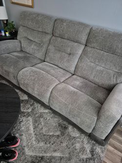 Double recliner couch 550.00 firm