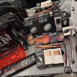 Make Up For Ever Cosmetology Kit