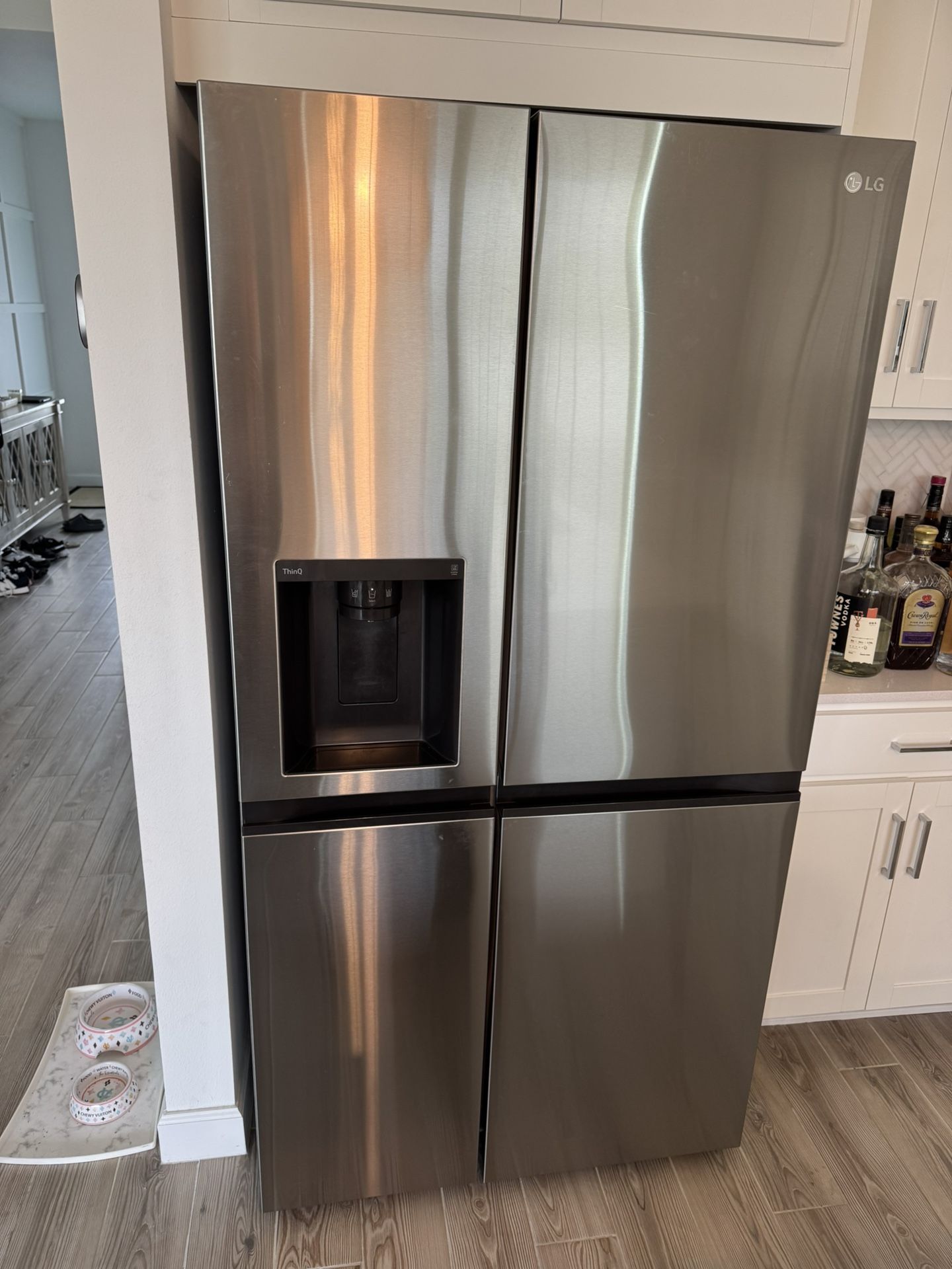 LG 27 cu. ft Side by Side Smart Refrigerator