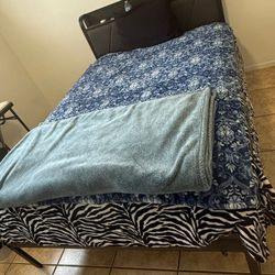 Twin-size Bed Metal Frame
