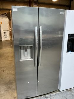 Frigidaire GRSS2652AF Side-by-Side Refrigerator (Open Box / Scratch & Dent)