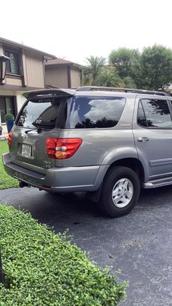 2002 Toyota Sequoia
