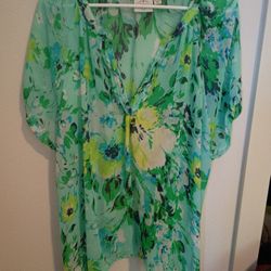 Women's 3x St John's Bay Sheer Floral Light Green Short Sleeve Nlouse