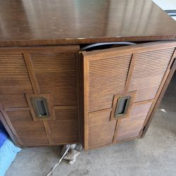 Mid Century Modern Walnut Cabinet 