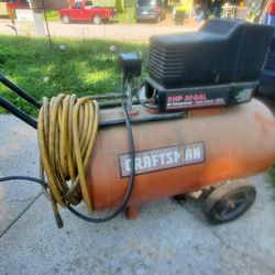 Craftsman 30 gallon air compressor 5 HP with long hose