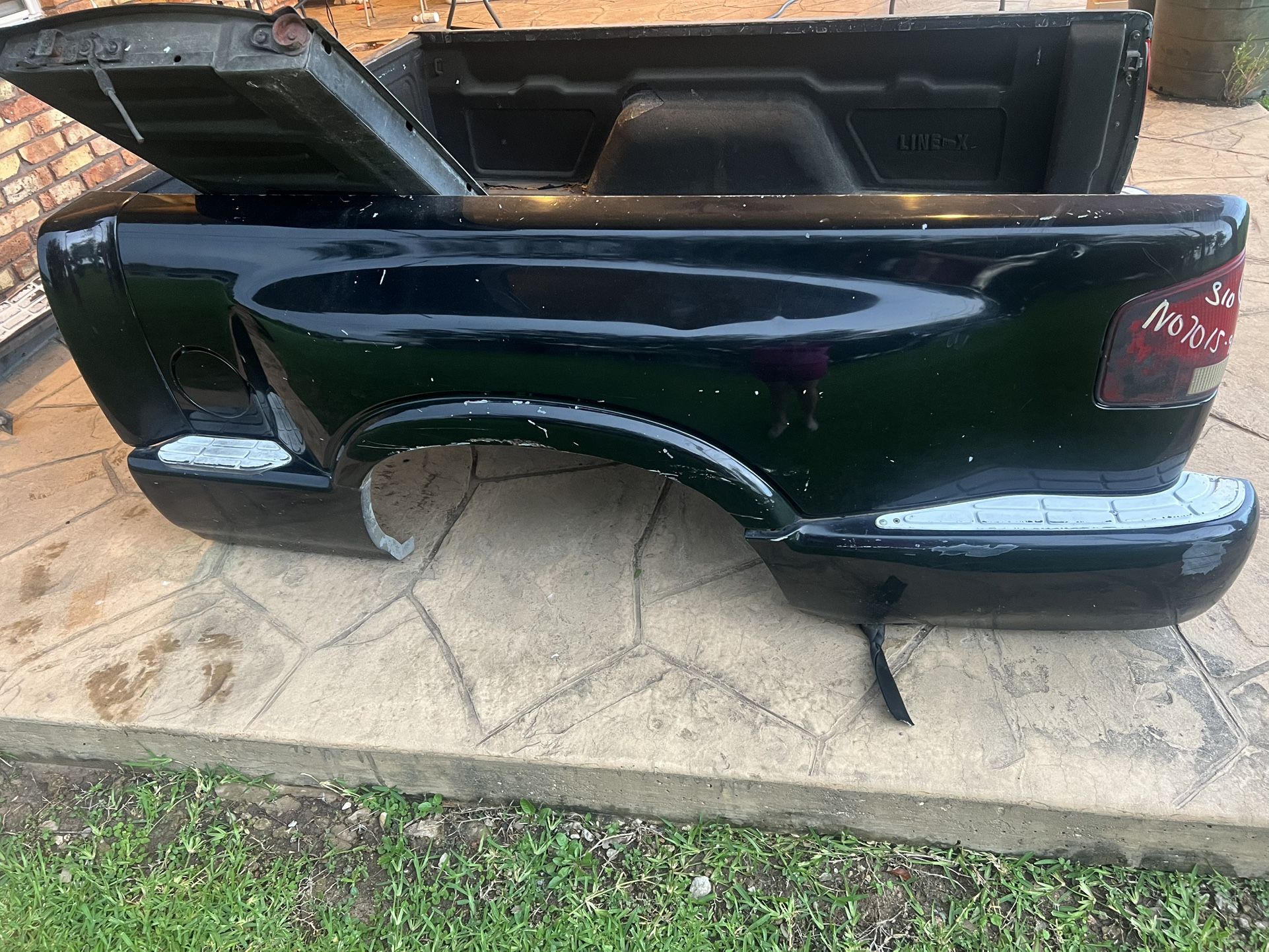 S10 Stepside Bed With Tailgate