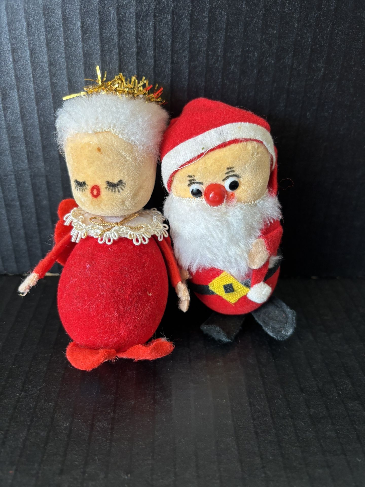 Vintage 1960’s Flocked Felt Santa And Mrs Claus Figurines Made In Japan