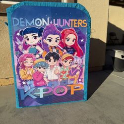 Kpop Demon Hunters Pinata 