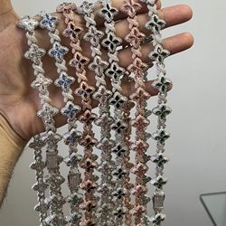 necklaces and bracelet sets