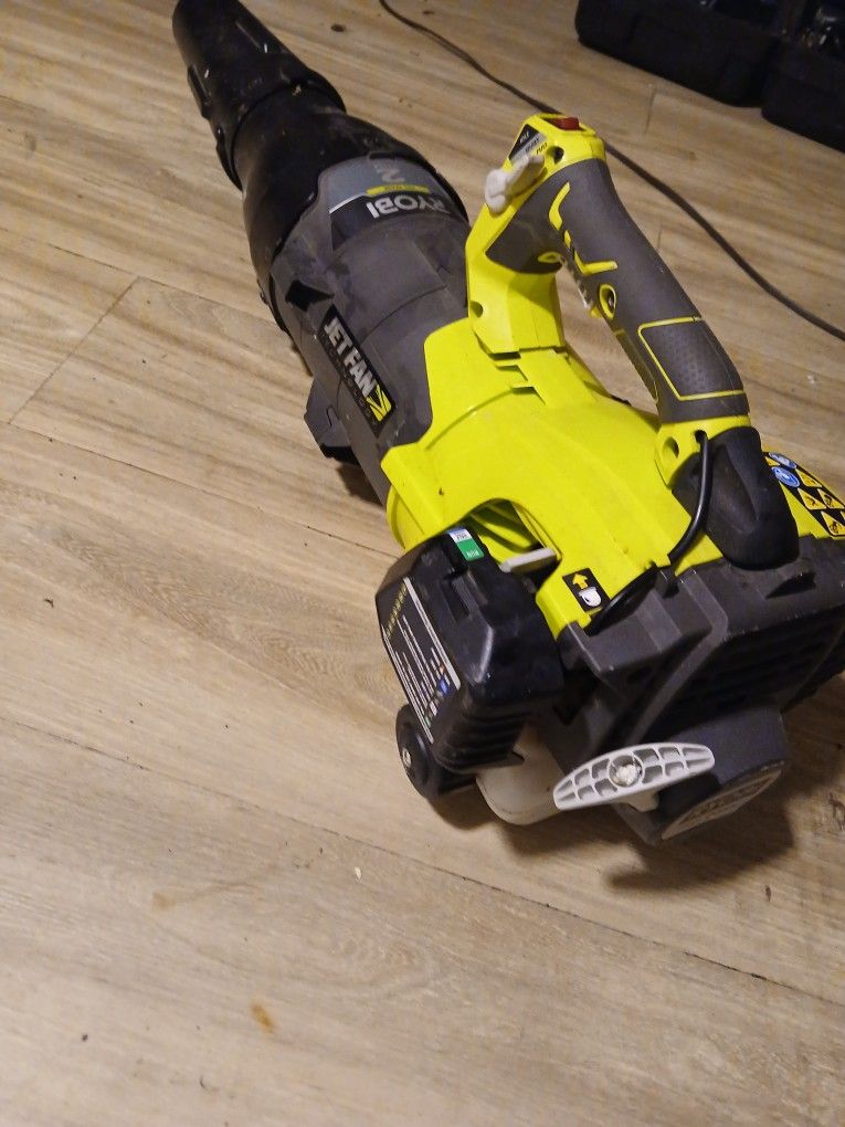 Ryobi 160 MPH 520 CFM 25cc Gas Jet Fan Blower (RY25AXB)