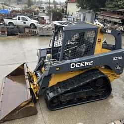 2012 John Deere 323D Skid Steer 