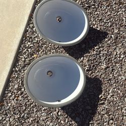 under mount sinks  brand new never mounted.  we went with the top mount instead.  