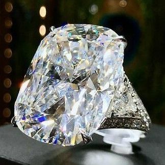 Crystal Clear Super Large Radiant Cut Zircon Silver Plated Wedding Ring, L207