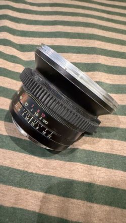 Carl Zeiss Distagon T* 18mm f/3.5 ZE Lens for Canon EF