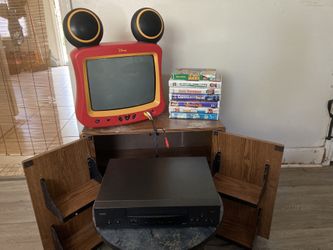 Disney CRT TV 13” with VCR Lot