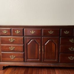 Wooden Bedroom Dresser-American Drew brand
