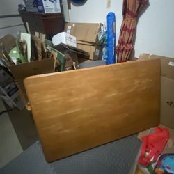 Country Table W/ 4 Chairs 