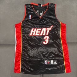 Dwane Wade Miami Heat Jersey 2000. Discontinued/ Vintage