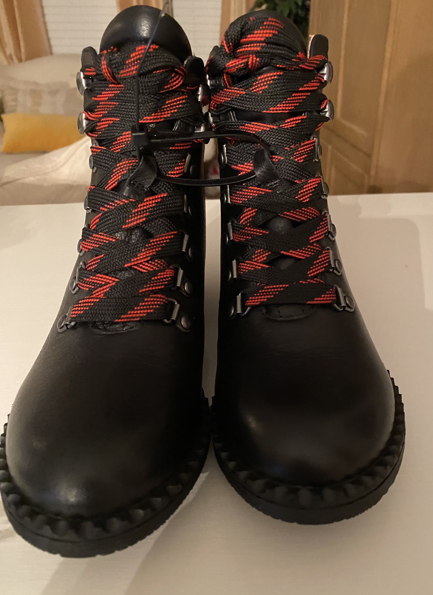 Kenneth Cole Women's Brooklyn Ankle Boot