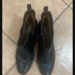 COACH  brand boots 6.5 black leather with suede are in excellent condition you can see the photos