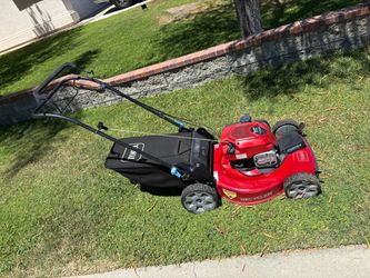 Toro GTS 150cc vortex technology gas push mower with smart stow