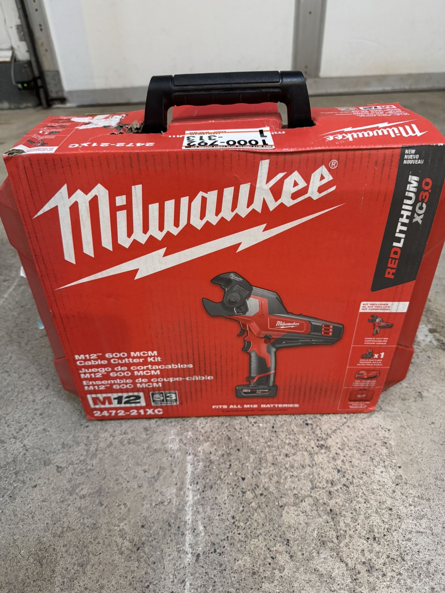 M12 12V Lithium-Ion Cordless 600 MCM Cable Cutter Kit with One 3.0Ah Battery, Charger and Hard Case