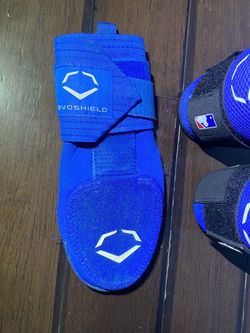 Baseball gear - elbow guard and sliding mitt