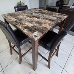 Dining Room 4 Chairs