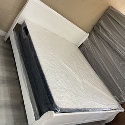 KING BED & MATTRESS