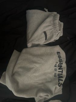 Essentials set