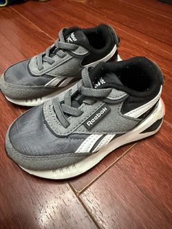 Toddlers Reebok shoes