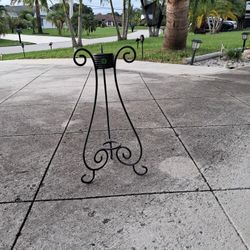 Gassing Ball/Candle Holder