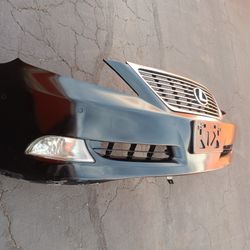 2007-2009 Lexus Ls Series 430/460 Complete Front Bumper With All The Accessories And Parking Assistance Sensors OEM. 