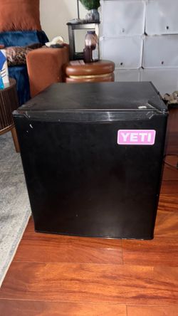 yeti mini fridge 24"