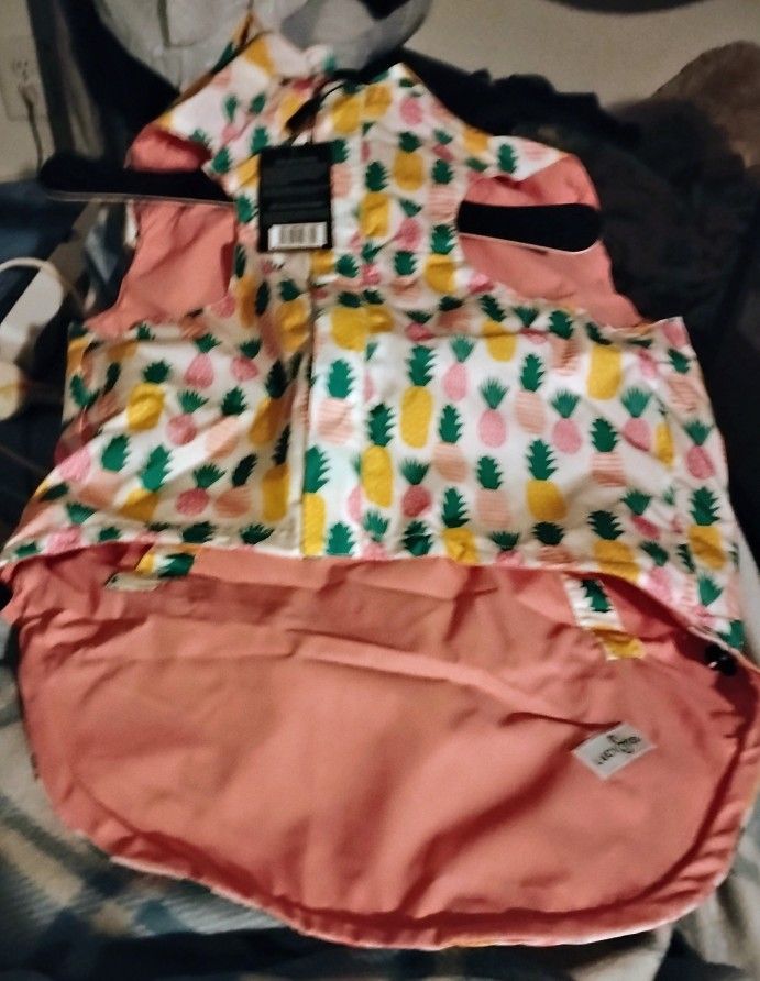 Lucy & Co. L, XL, XXL Raincoats For Dogs New