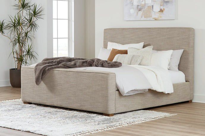 🚚Ask 👉Queen Bed, King Bed, Full Bed, Twin Bed, Mattress, box spring.   ✔️In Stock 👉Dakmore Brown Queen Upholstered Bed
