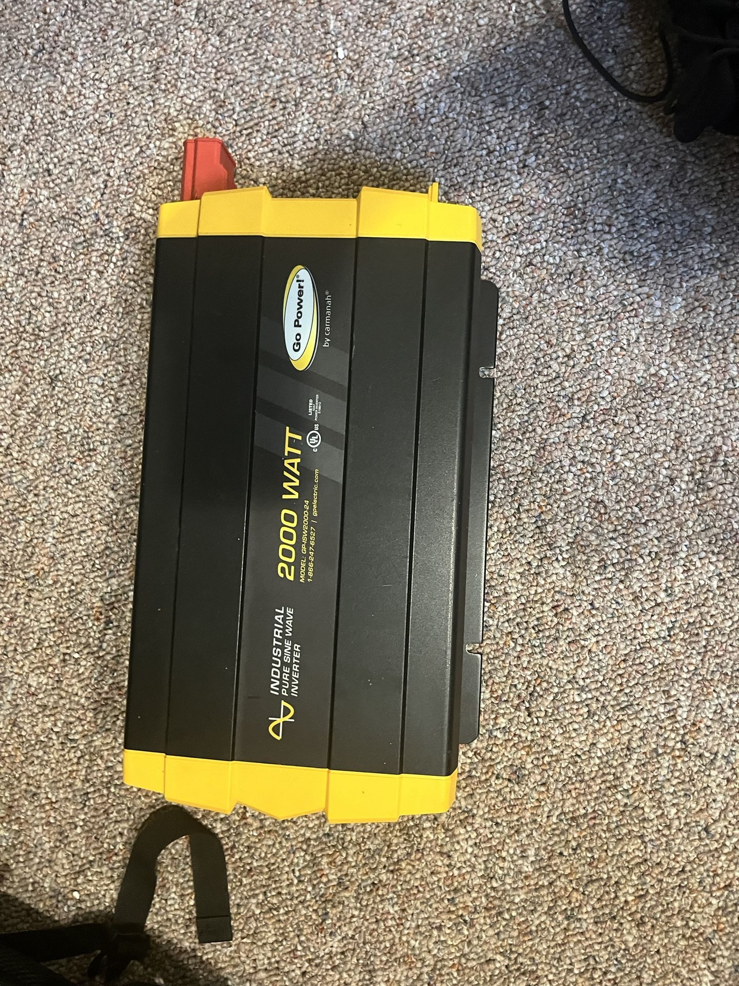 Go Power! 2000 watt pure sine wave inverter