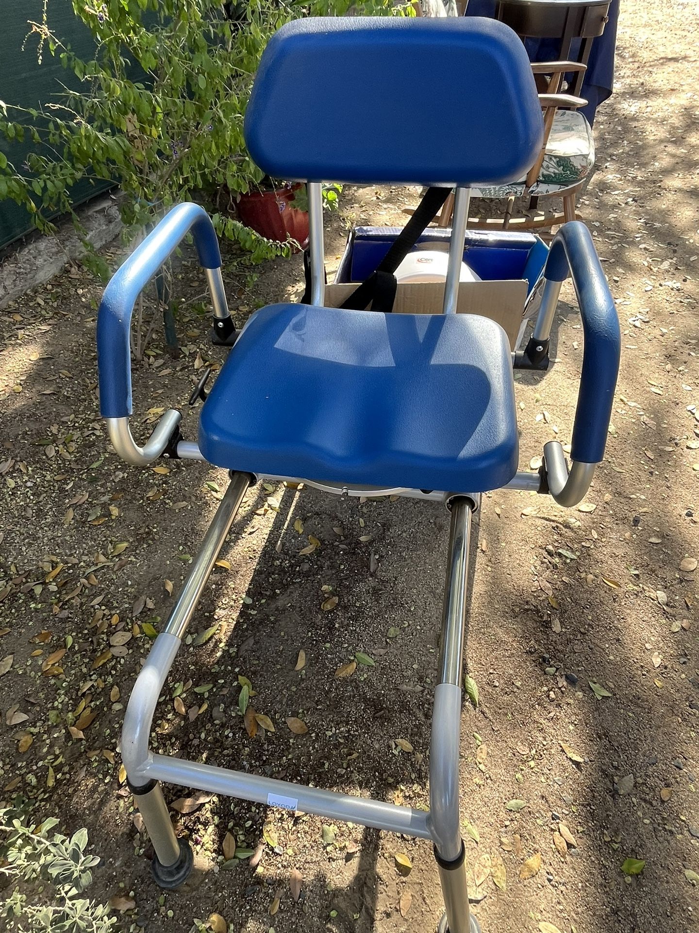 Medical transfer shower chair