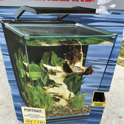 Marineland Portrait Glass LED Aquarium Kit, 5 Gallons, Hidden Filtration, Fish Tank 