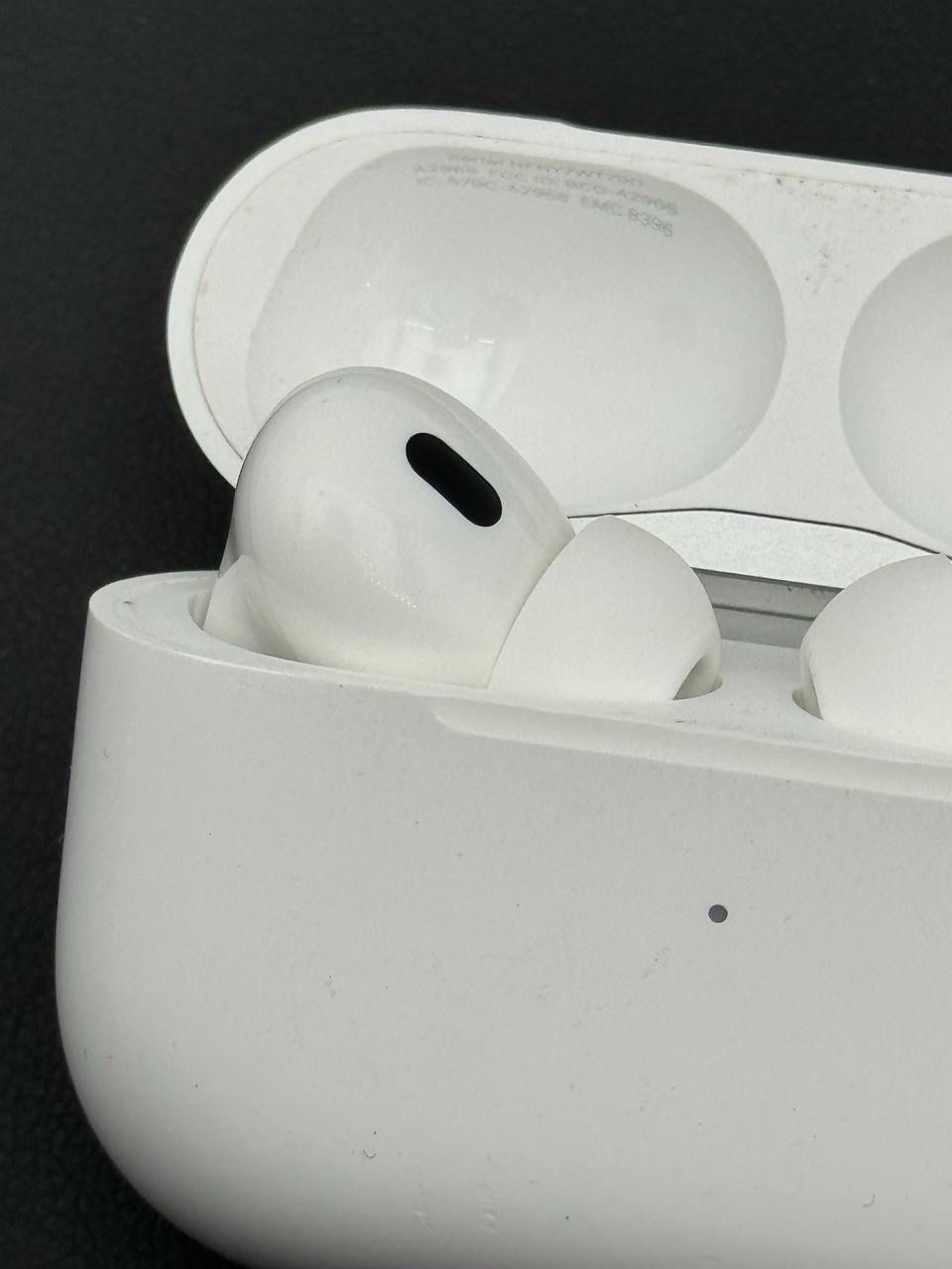 Apple AirPods Pro 2nd Gen with Charging Case A3048 A3047 A2968