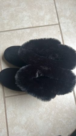 Black top fur boots