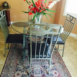Round 48 Inch Breakfast Table Glass Top Heavy Metal Frame And Chairs  Included 