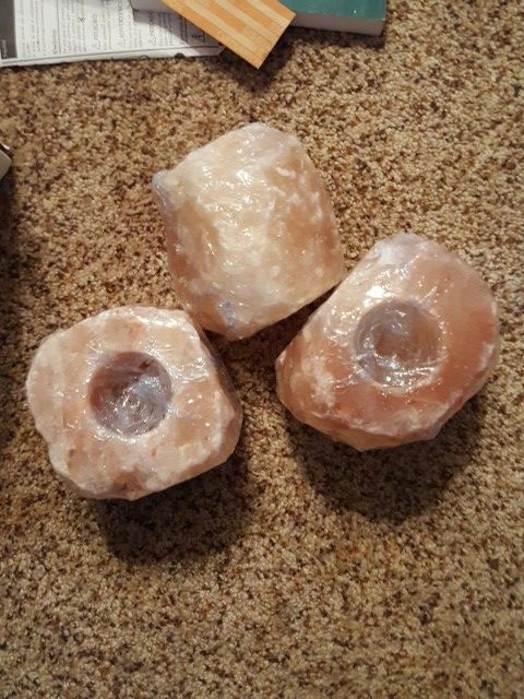 Himalayan salt blocks. Uses tea lights for light.