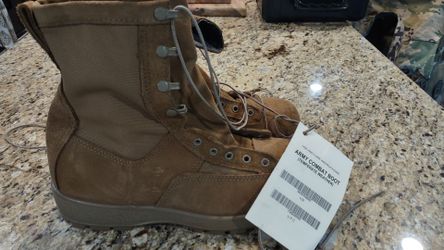Cold weather/Wet weather gortex Army boots