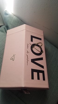 New vs gft box if up i hve it dnt ask wnt respnd