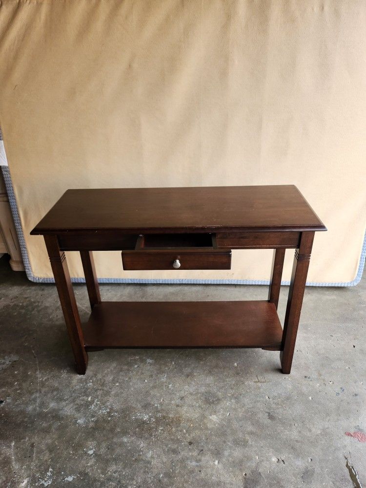 3 ft console table with footrest
