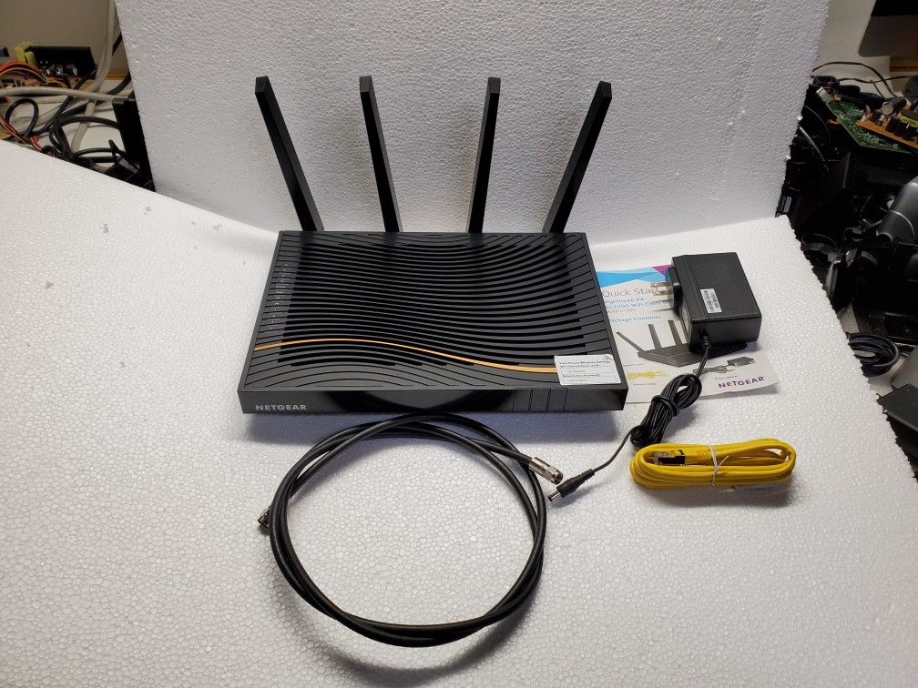 Netgear Nighthawk X4 AC3200 Wi-Fi Cable Modem Router Model C7500