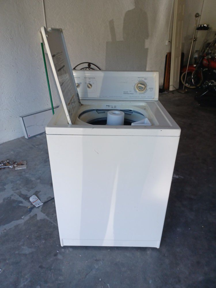 Washing Machine White,  Great Working Cond.q