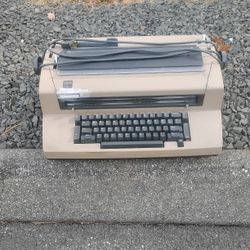 IBM Correcting Selectric 3 Typewriter
